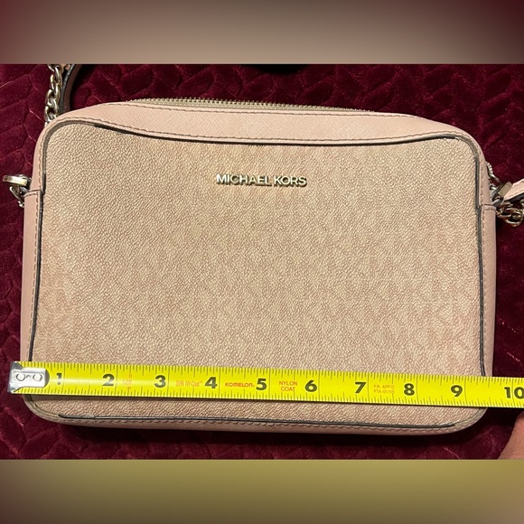 UC Michael Kors Light Blush Crossbody and Wallet 2-piece Set - Picture 10 of 12